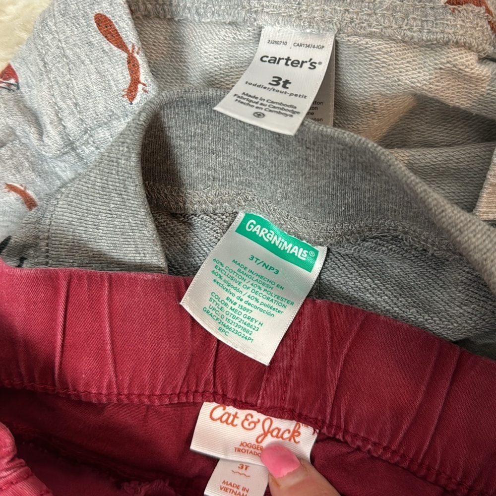Boys Size 3, Not So Mystery Box of Tops and Bottoms - Picture 6 of 7